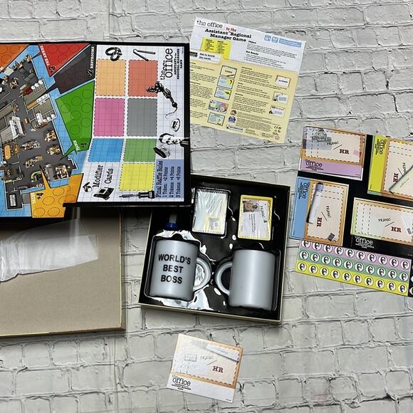 The Office Game Board Assistant to the regional manager game - Picture 2 of 2